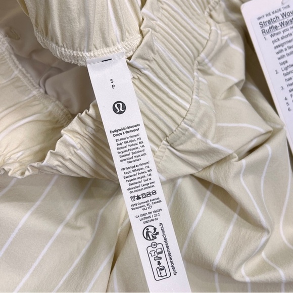 Lululemon Stretch Woven Ruffle-Waist High-Rise Short 9" Upright Stripe Max White - Picture 5 of 8